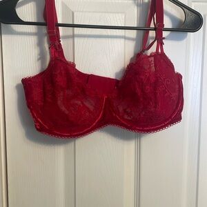 Red size 36dd bra. No tags